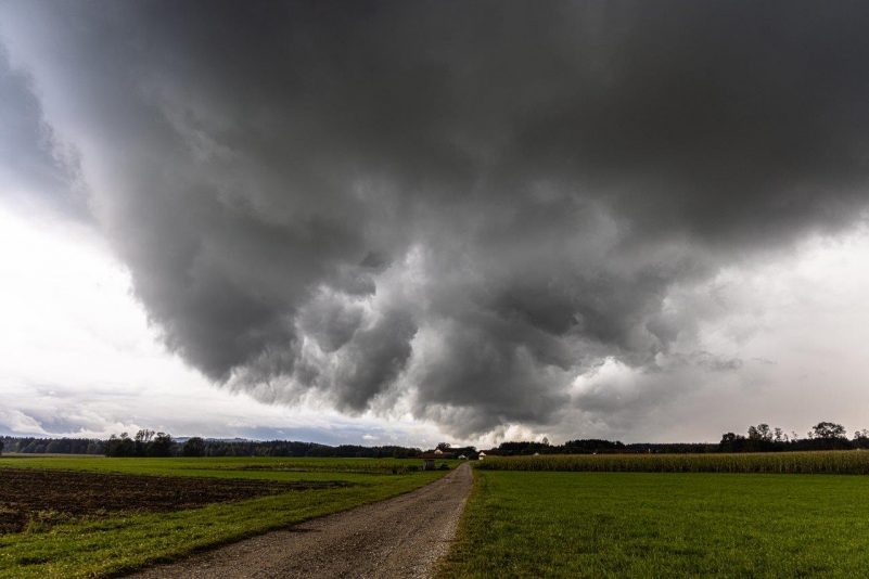 AktNatBeo-210916-ah-26-Unwetterfront_bei_Hoeselwang_(2)