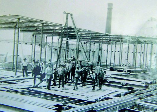 Historie Seite 2_li_ob