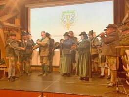 Inntaler Jagdhornbläser Leitung Anton Liegl (2)