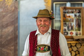 Trachtenmarkt-1500060