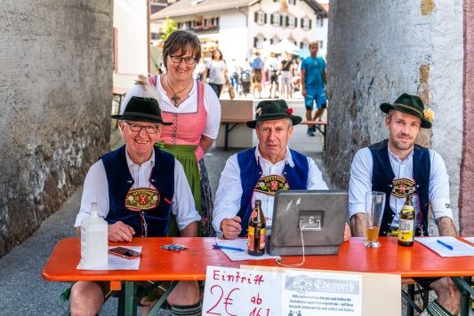 Trachtenmarkt-1500129