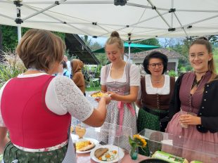 a423d6c5-42b8-415c-9013-f67b67204a70