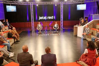 aschau halle jetzred01