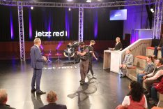 aschau halle jetzred06