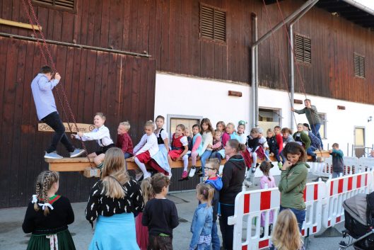 aschau kirtahutschn01