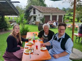 c8b996fa-3e9a-4a6c-a3ae-f635b64fa912