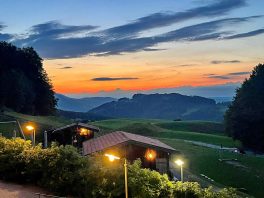 e9e3806a-4b2d-460d-ac6a-1212ec2eff1c