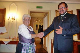 kl-1aEhrung 70 Jahre Enzinger