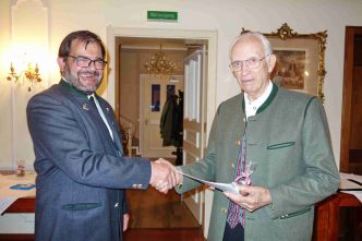 kl-1aEhrung Mrotzek senior