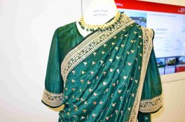 kl-Indisches Ballkleid